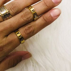 New Roman Numbers Diamond Ring 5,6